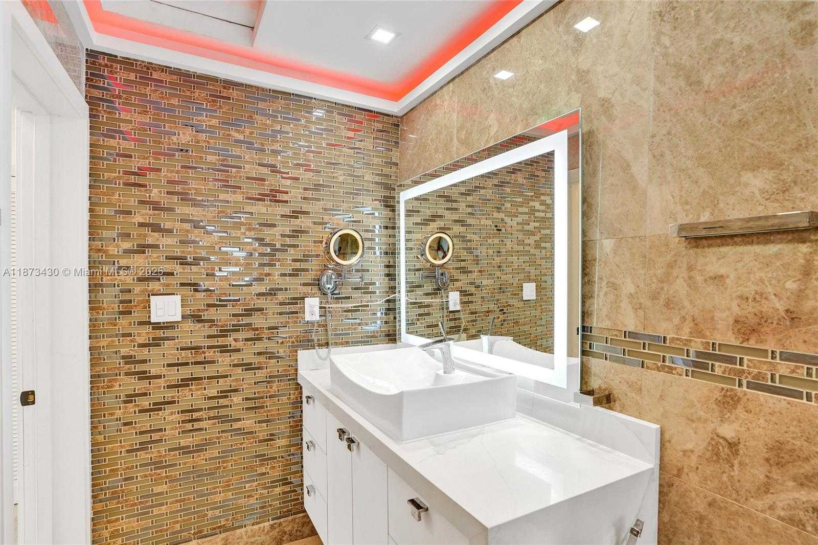 Small Image of 221 NORTH WEST 145TH ST, Miami Number 27