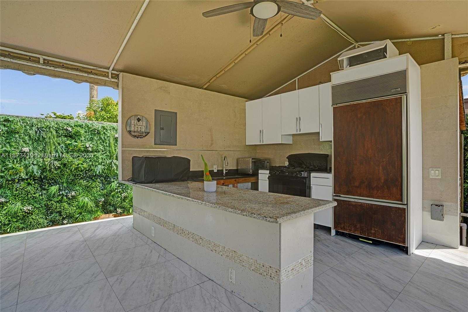 Small Image of 221 NORTH WEST 145TH ST, Miami Number 41