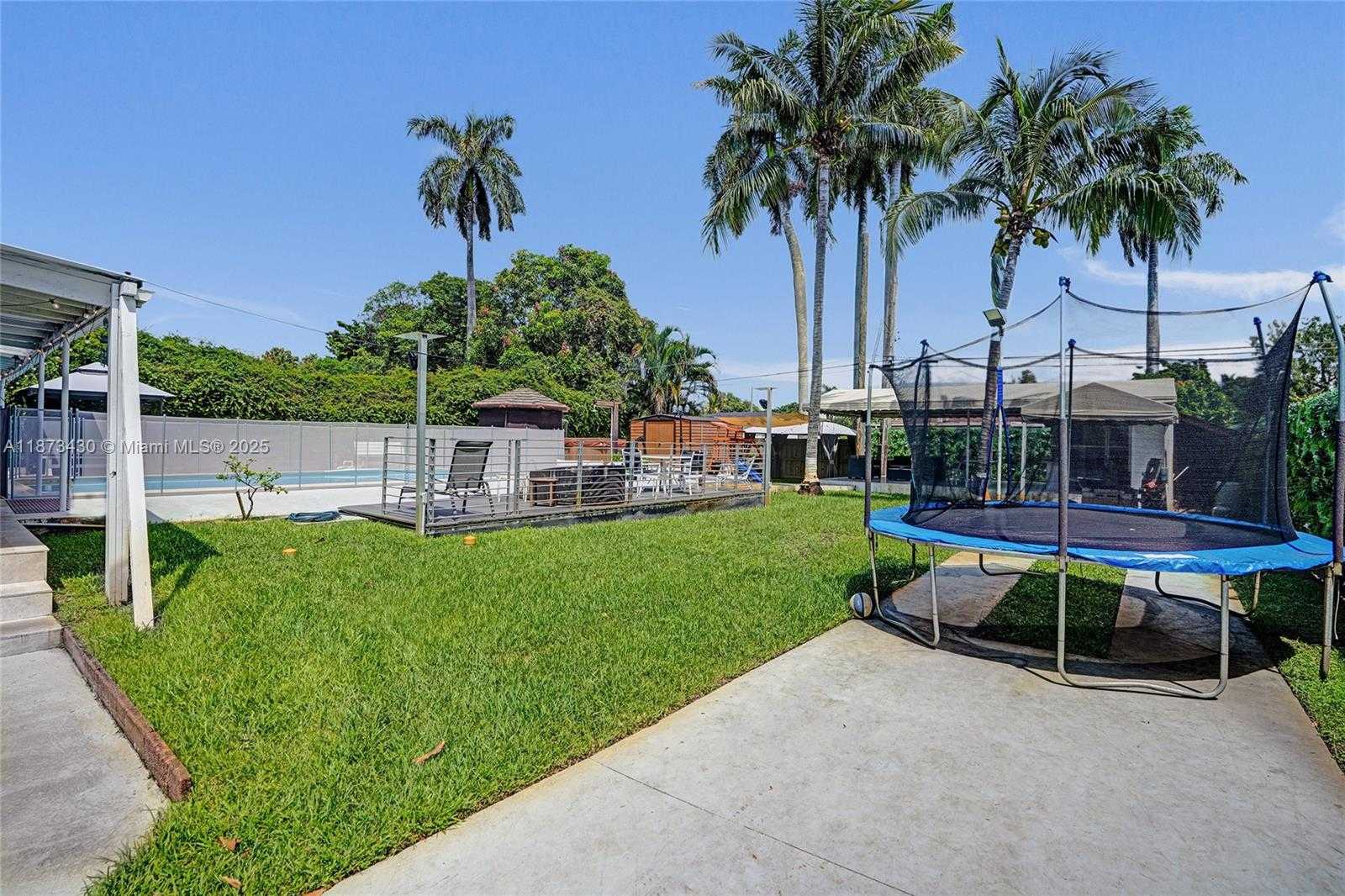 Small Image of 221 NORTH WEST 145TH ST, Miami Number 44
