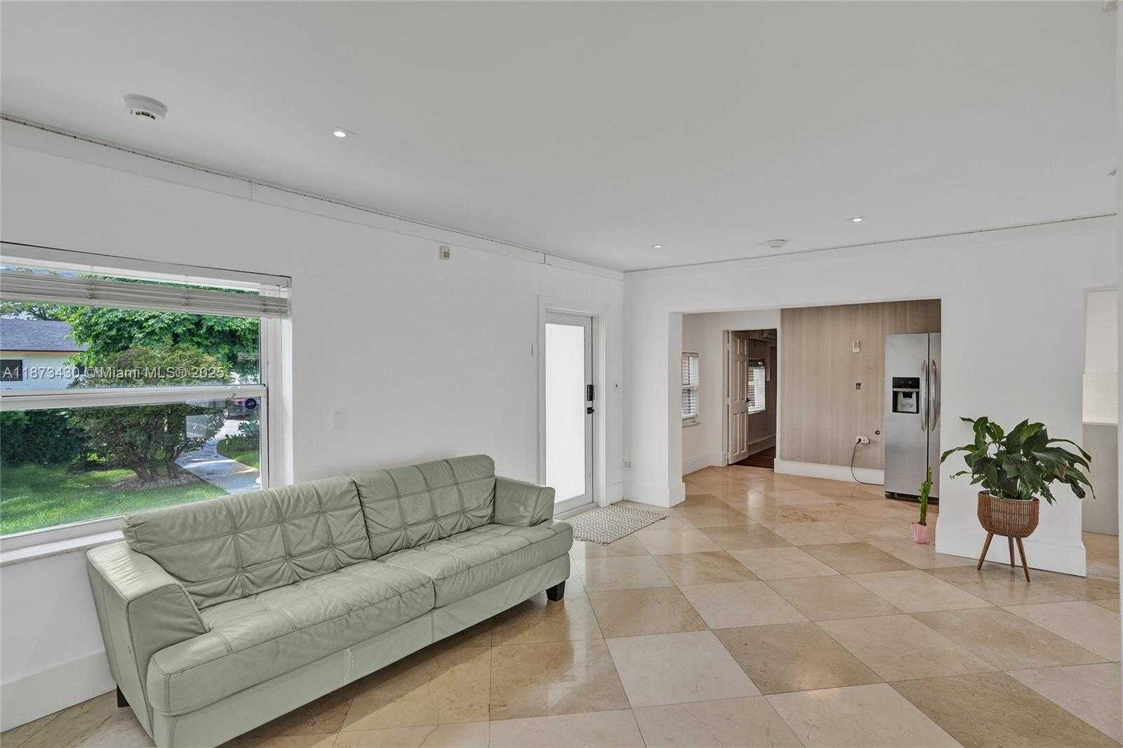 Small Image of 221 NORTH WEST 145TH ST, Miami Number 9