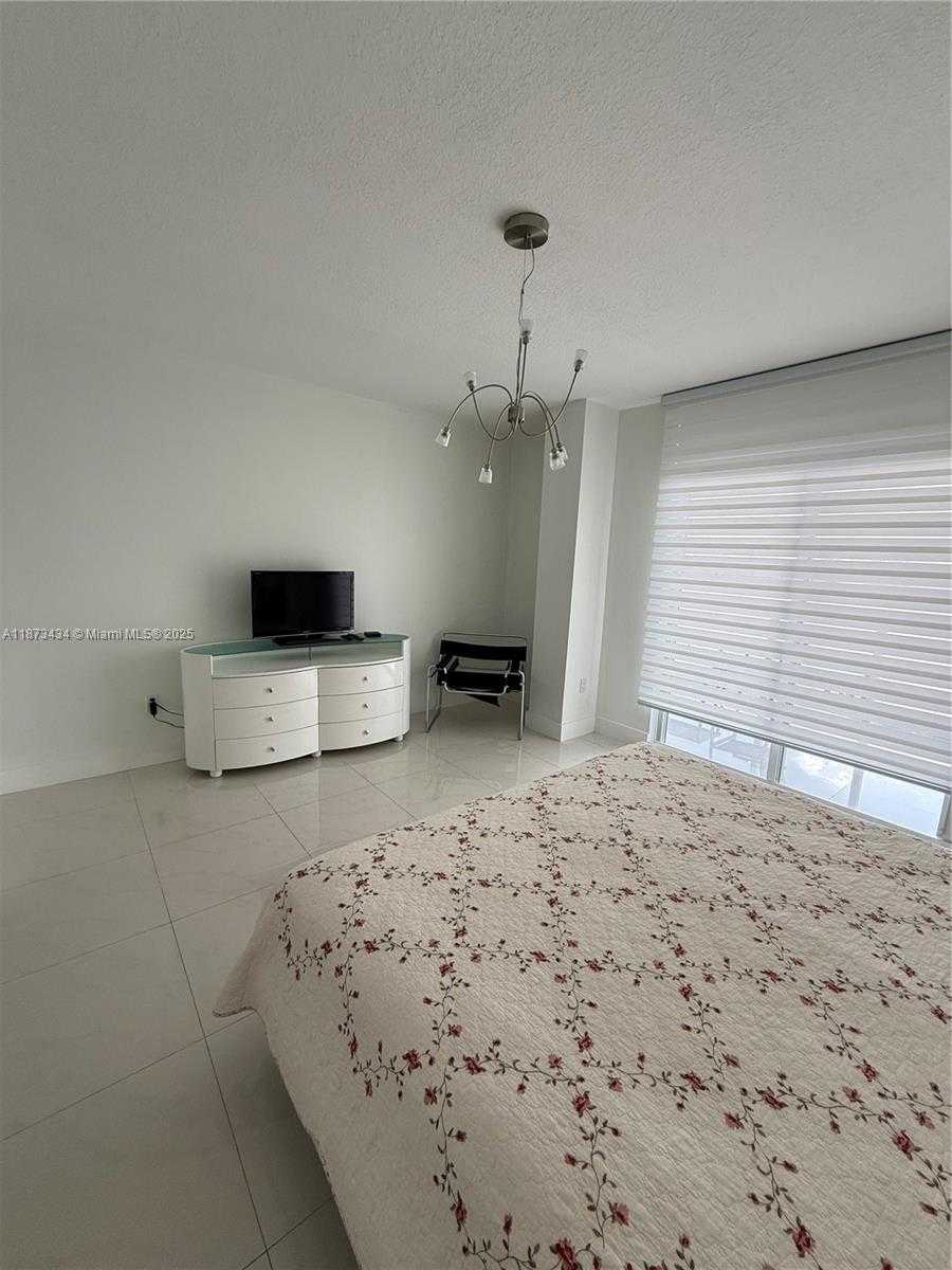 Small Image of 17050 NORTH BAY RD #405, Sunny Isles Beach Number 10
