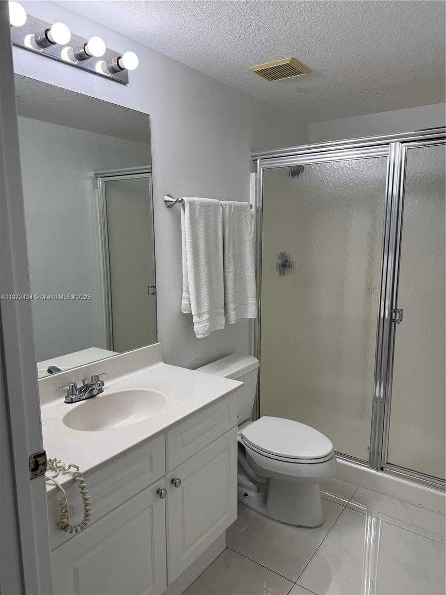 Small Image of 17050 NORTH BAY RD #405, Sunny Isles Beach Number 13