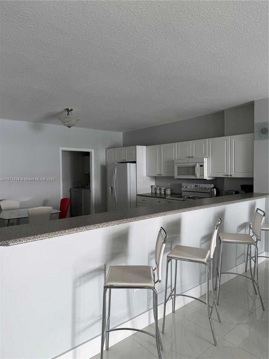 Small Image of 17050 NORTH BAY RD #405, Sunny Isles Beach Number 19