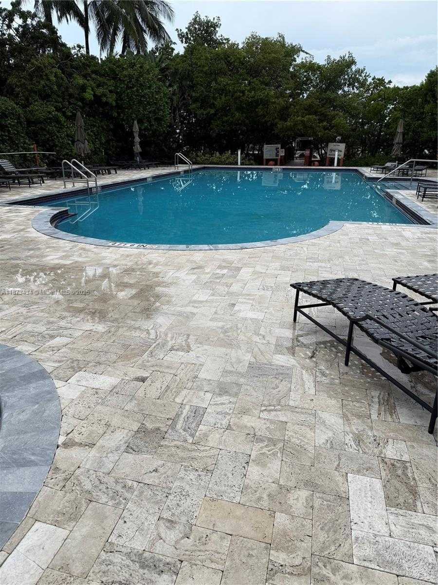 Small Image of 17050 NORTH BAY RD #405, Sunny Isles Beach Number 20