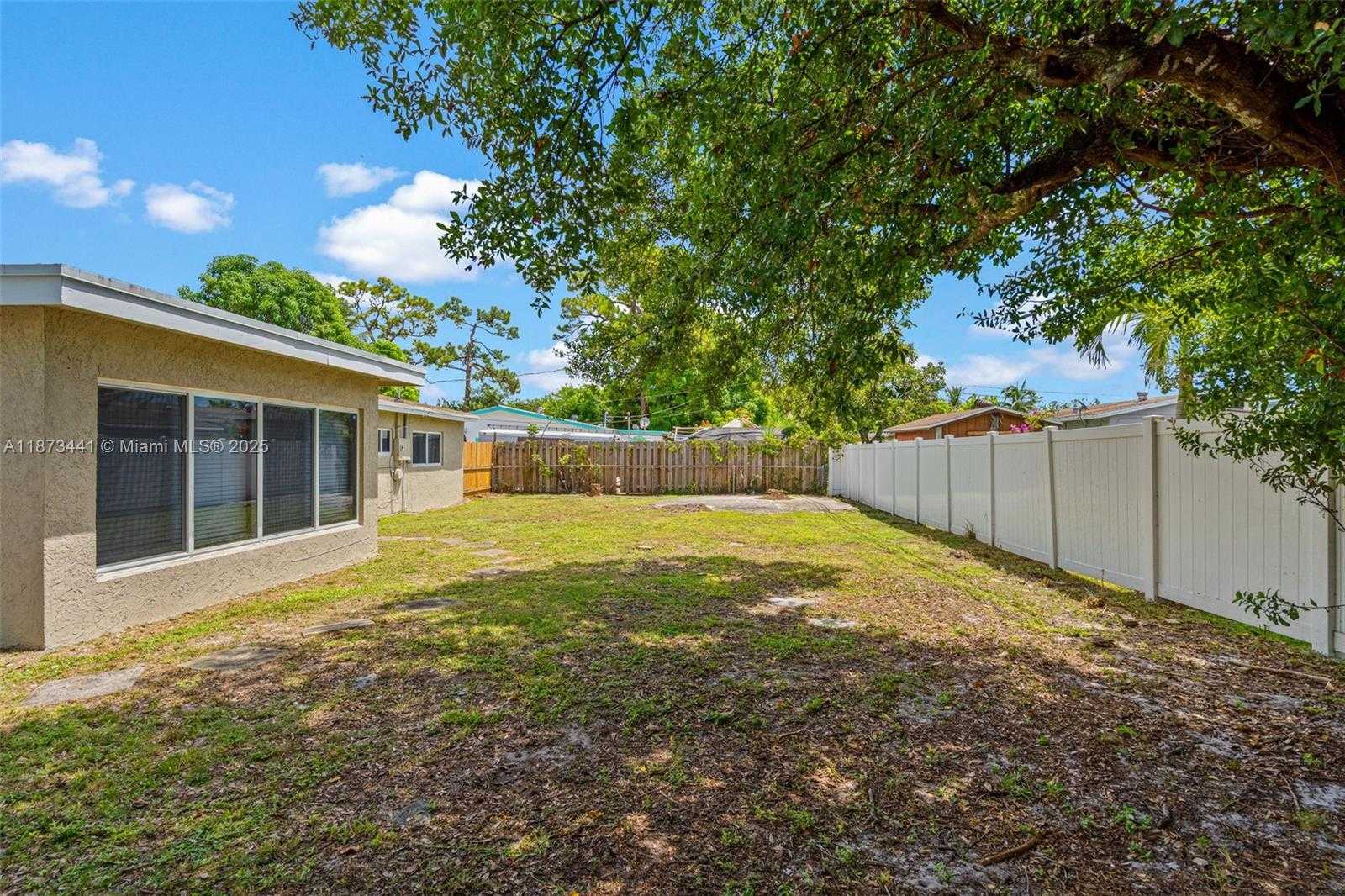 Small Image of 3220 NORTH WEST 4TH CT, Lauderhill Number 28