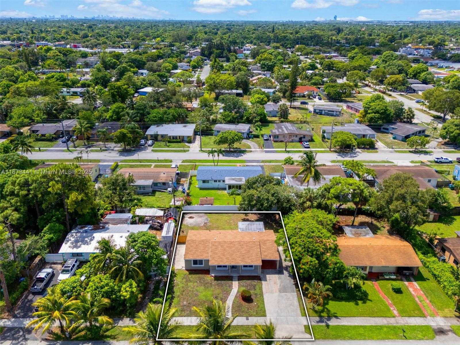 Small Image of 3220 NORTH WEST 4TH CT, Lauderhill Number 31