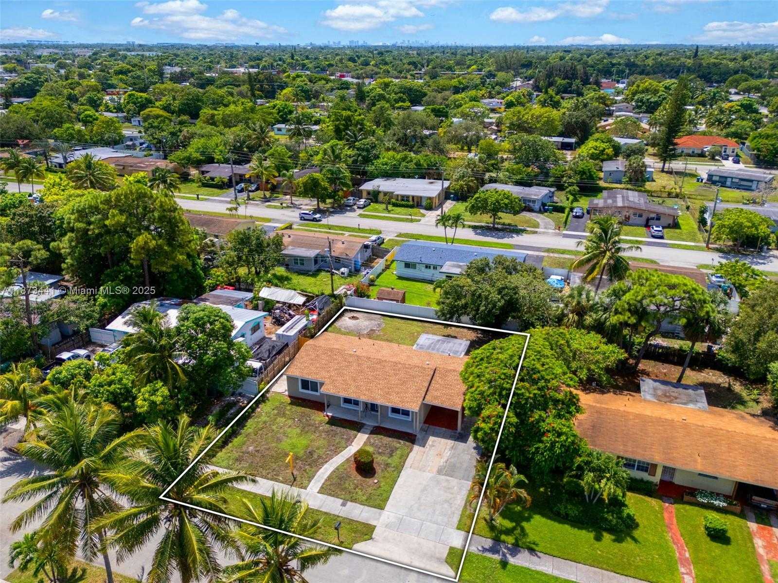 Small Image of 3220 NORTH WEST 4TH CT, Lauderhill Number 32