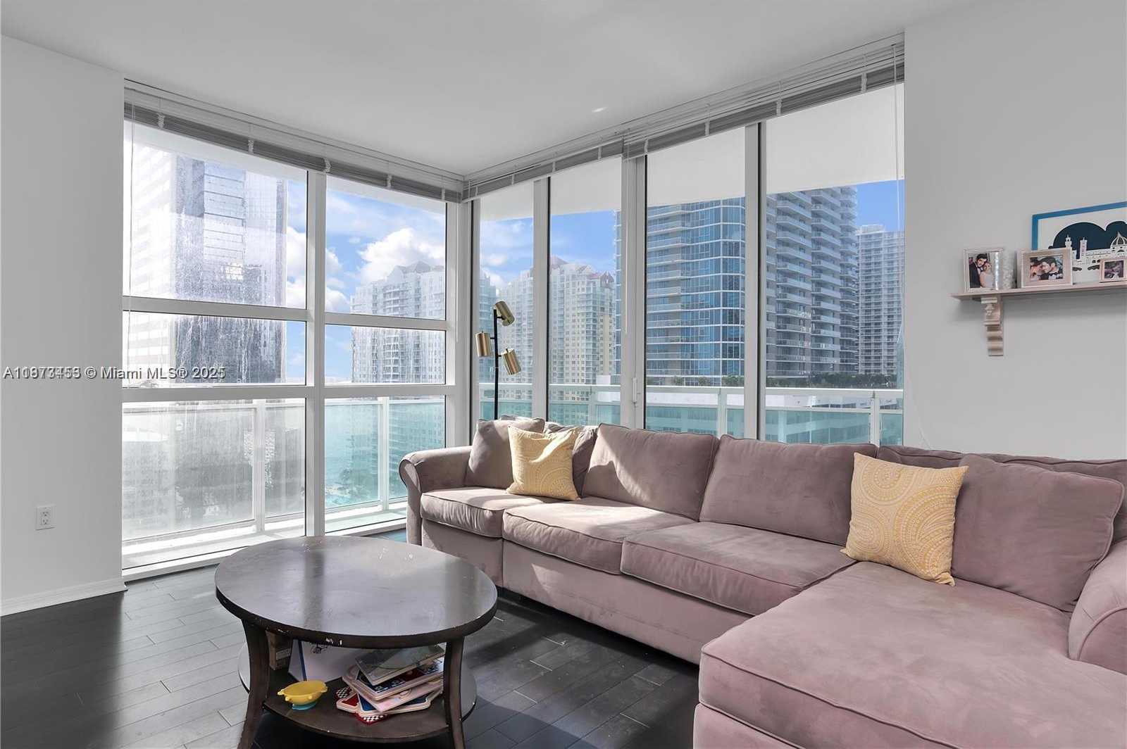 Small Image of 951 BRICKELL AVE #2010, Miami Number 15
