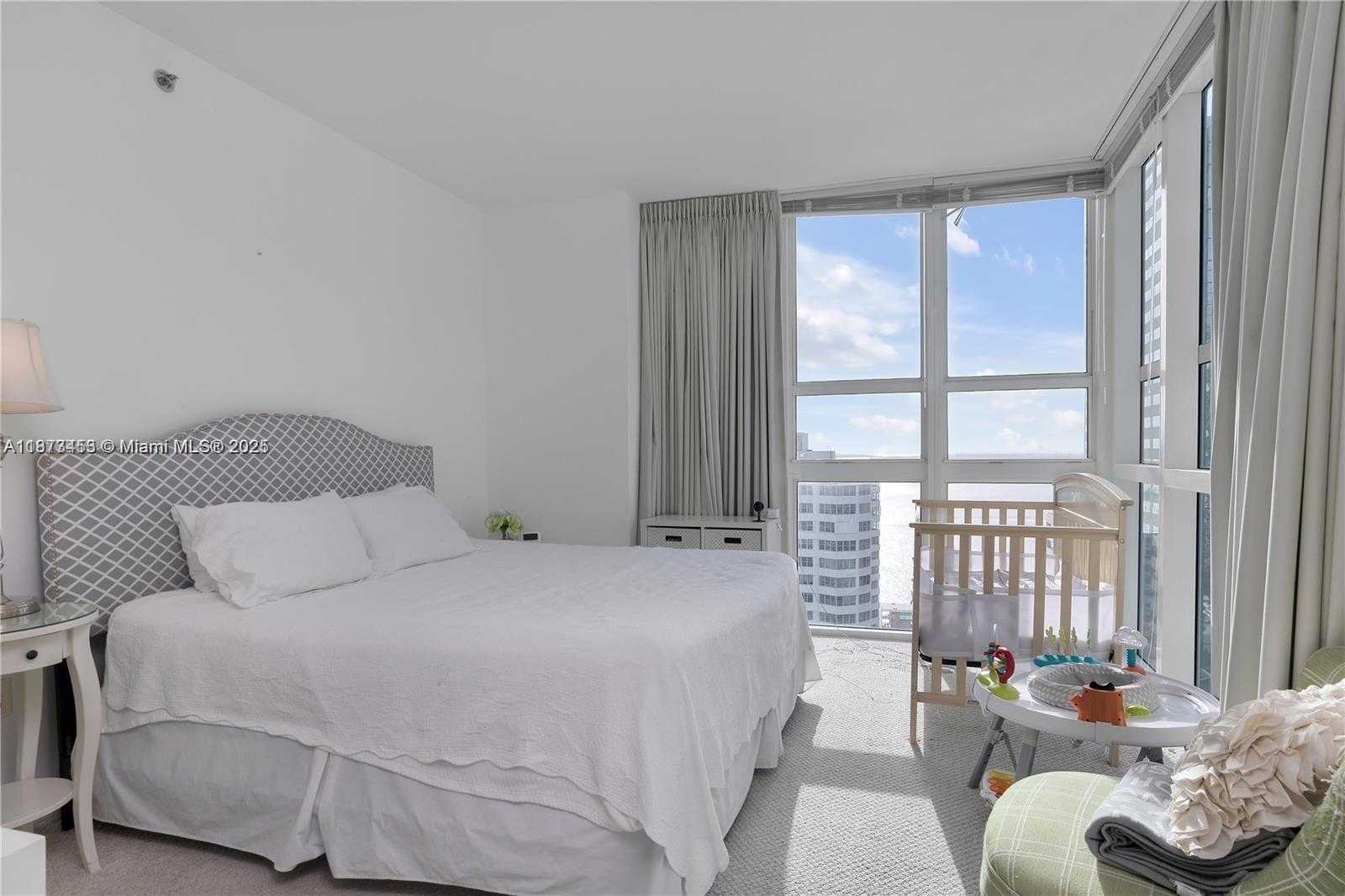 Small Image of 951 BRICKELL AVE #2010, Miami Number 16
