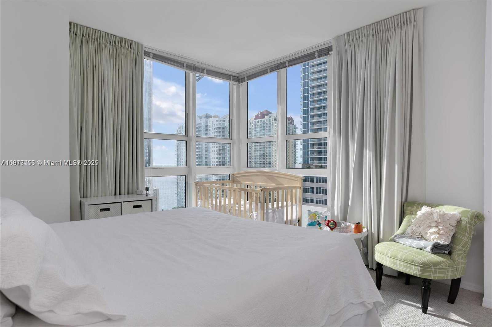Small Image of 951 BRICKELL AVE #2010, Miami Number 19