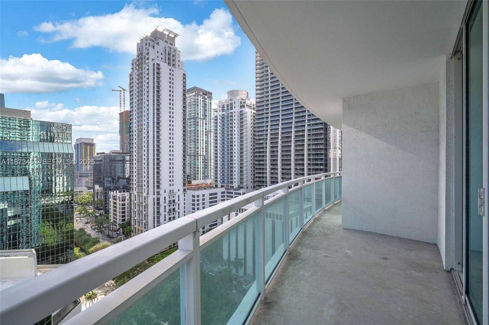 Small Image of 951 BRICKELL AVE #2010, Miami Number 40