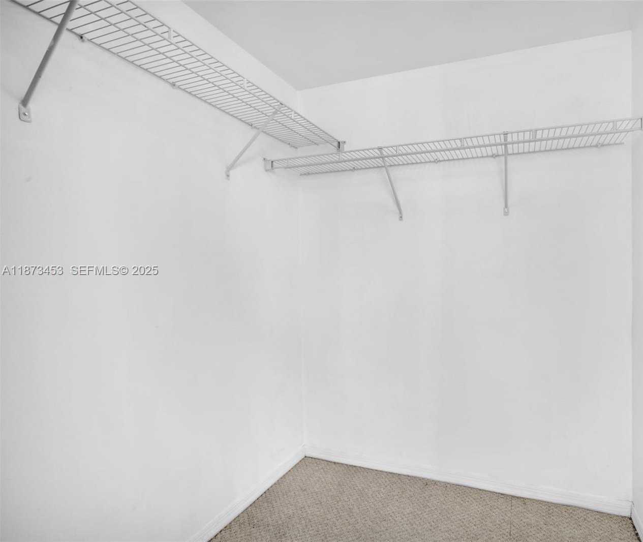 Small Image of 951 BRICKELL AVE #2010, Miami Number 43