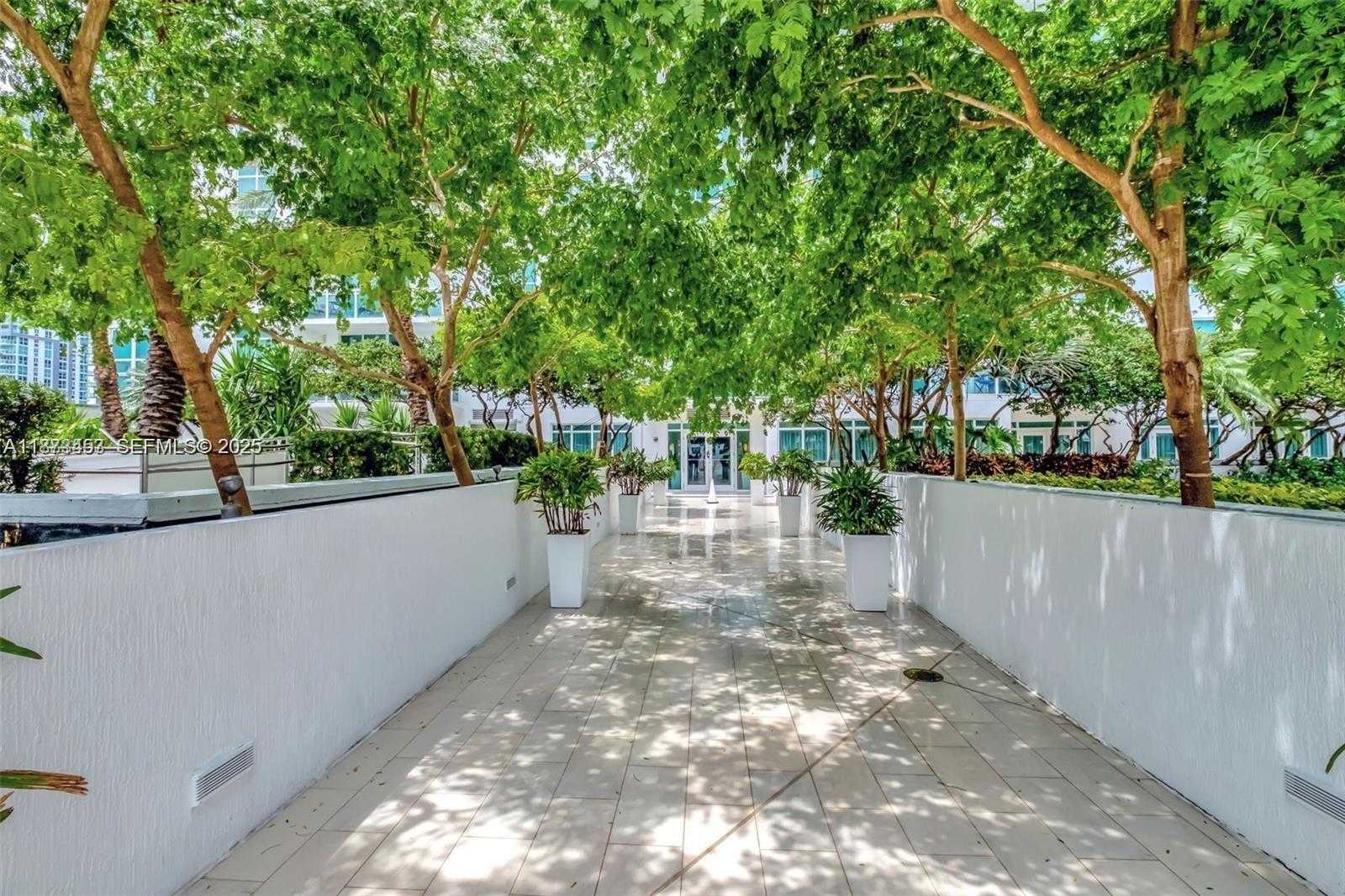 Small Image of 951 BRICKELL AVE #2010, Miami Number 50