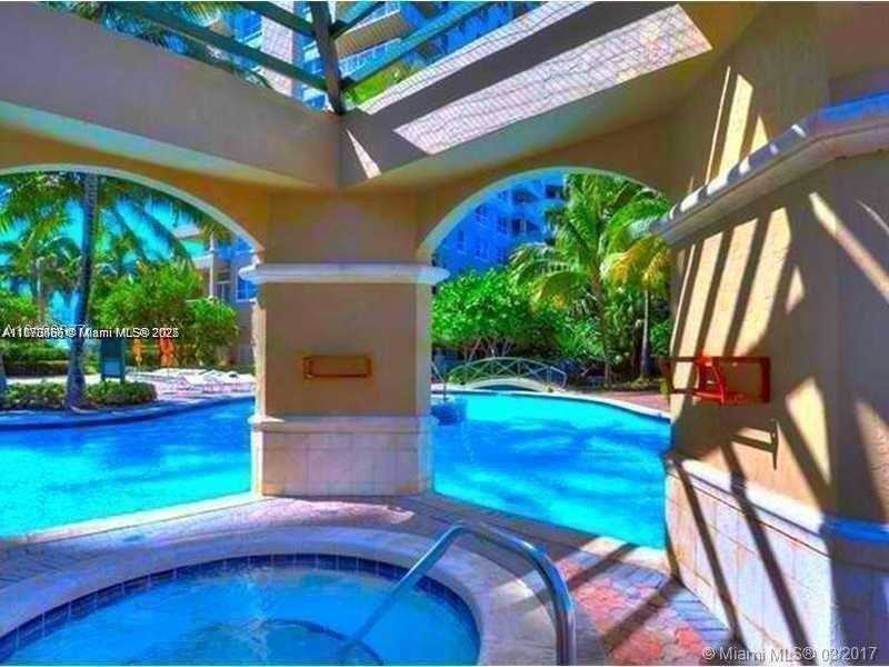 Small Image of 19501 WEST COUNTRY CLUB DR #701, Aventura Number 5