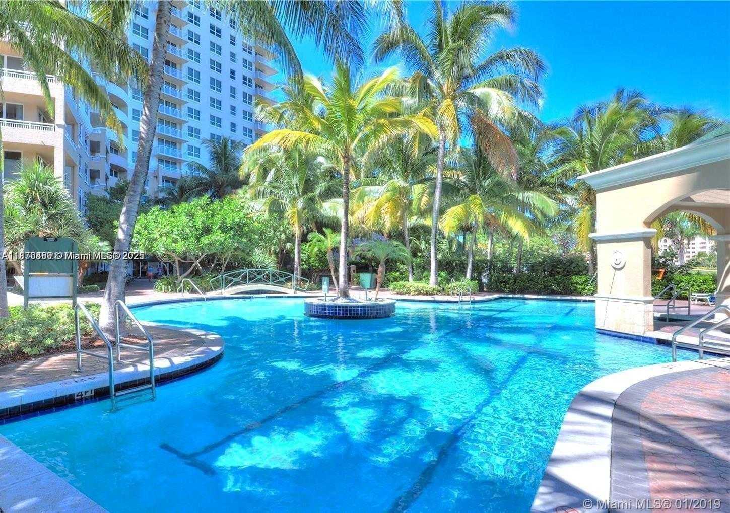 Small Image of 19501 WEST COUNTRY CLUB DR #701, Aventura Number 6