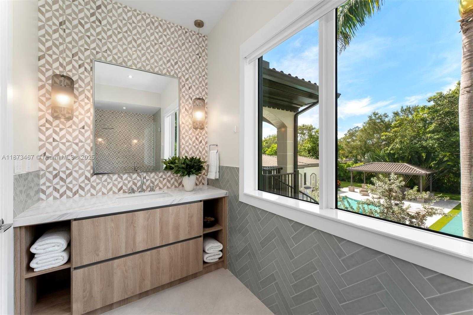 Small Image of 6080 SOUTH WEST 104TH ST, Pinecrest Number 39