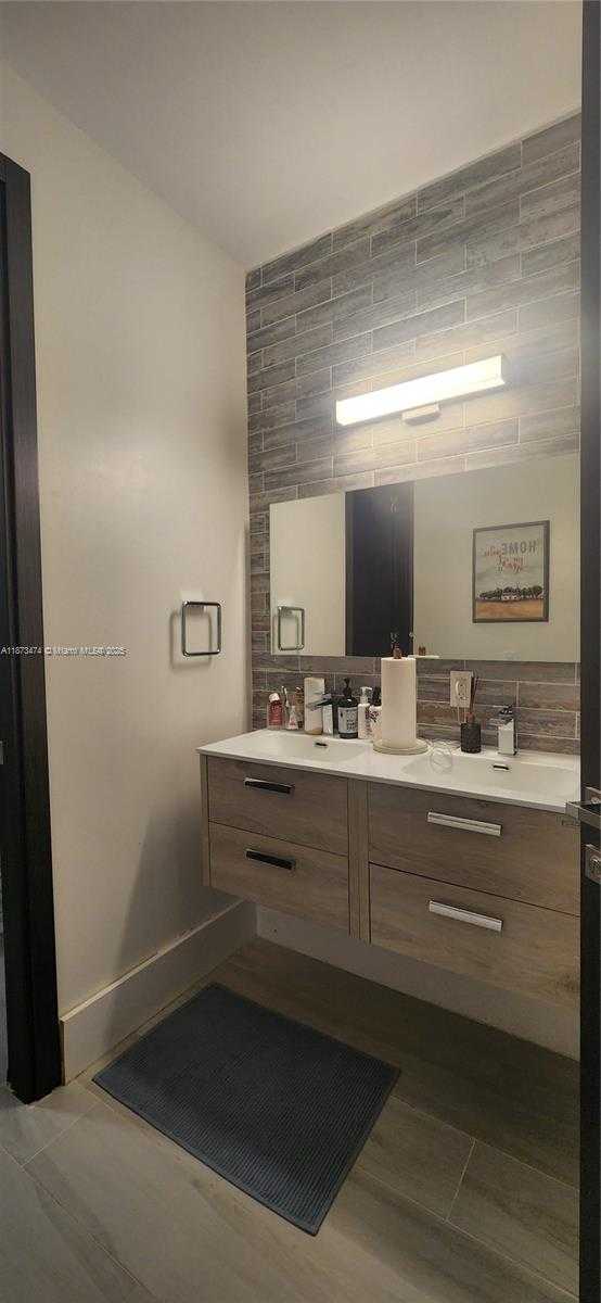 Small Image of 1489 LANTANA CT, Weston Number 11