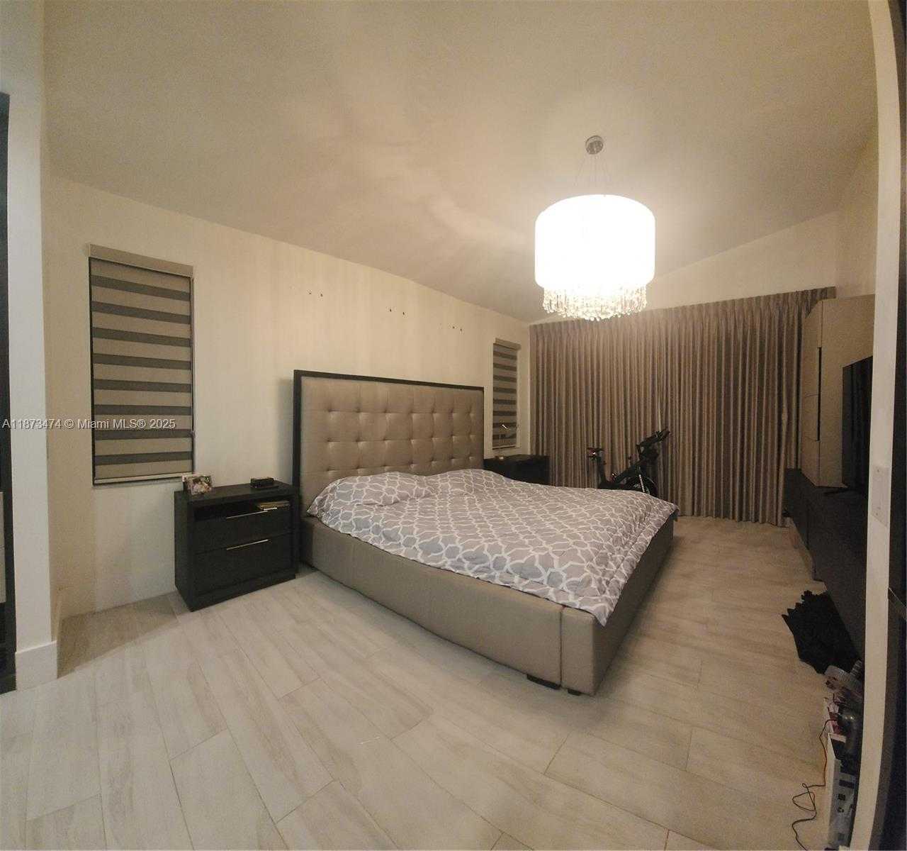 Small Image of 1489 LANTANA CT, Weston Number 14