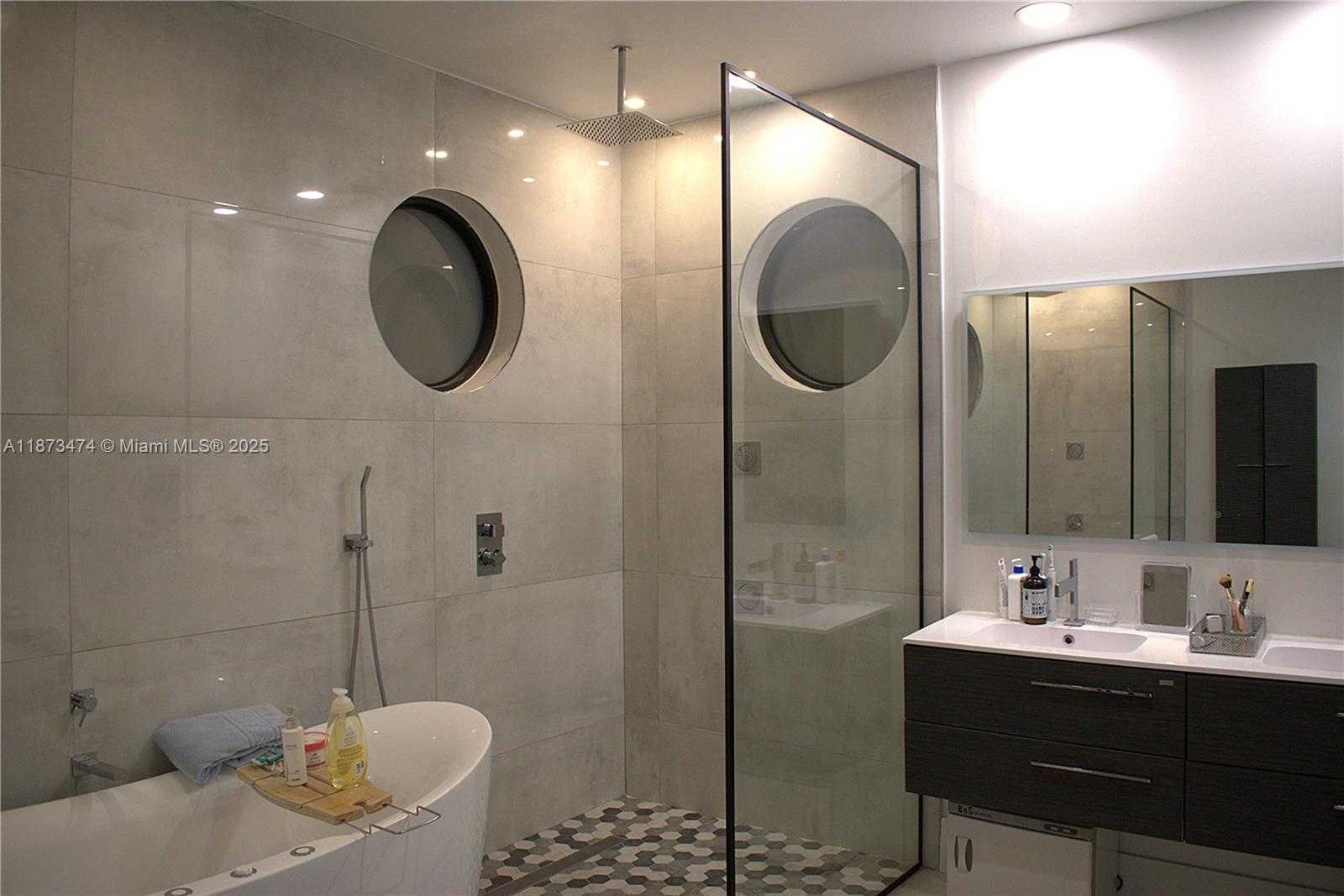 Small Image of 1489 LANTANA CT, Weston Number 18