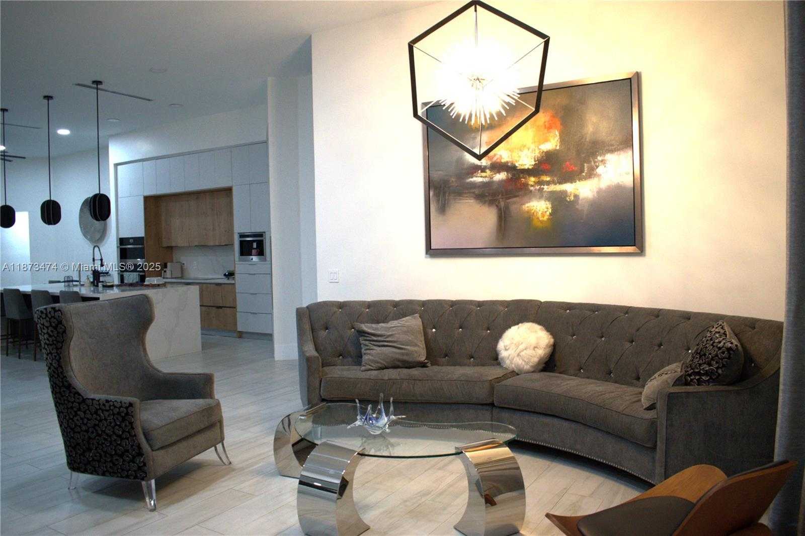 Small Image of 1489 LANTANA CT, Weston Number 5
