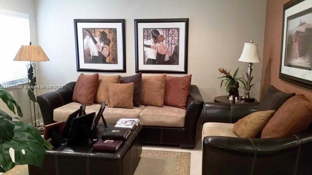 Small Image of 21472 SOUTH WEST 89TH CT, Cutler Bay Number 3
