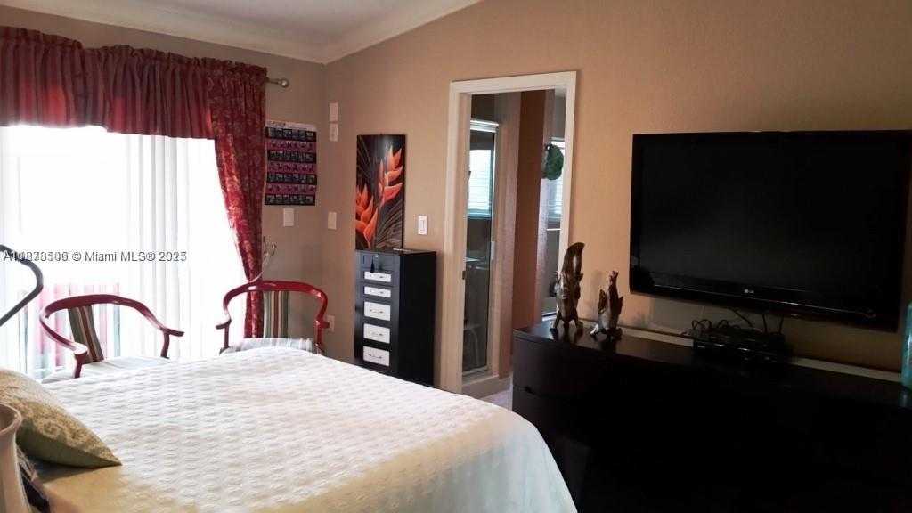 Small Image of 21472 SOUTH WEST 89TH CT, Cutler Bay Number 4