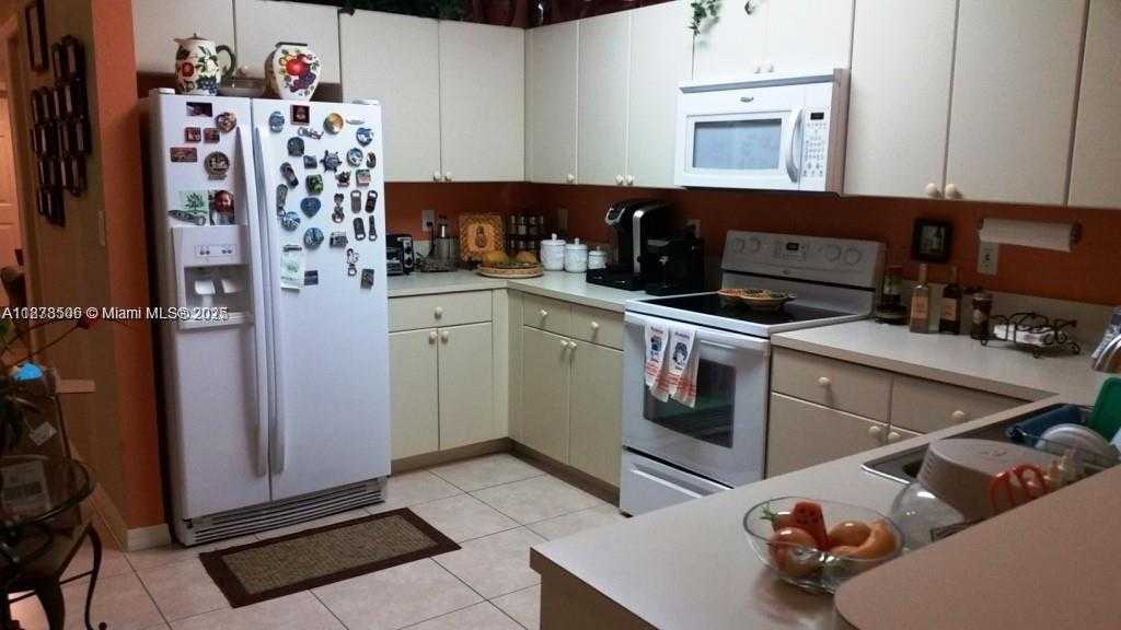 Small Image of 21472 SOUTH WEST 89TH CT, Cutler Bay Number 6