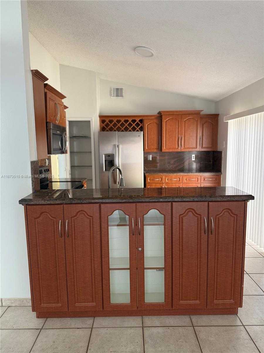 Small Image of 15921 SOUTH WEST 82ND ST, Miami Number 13
