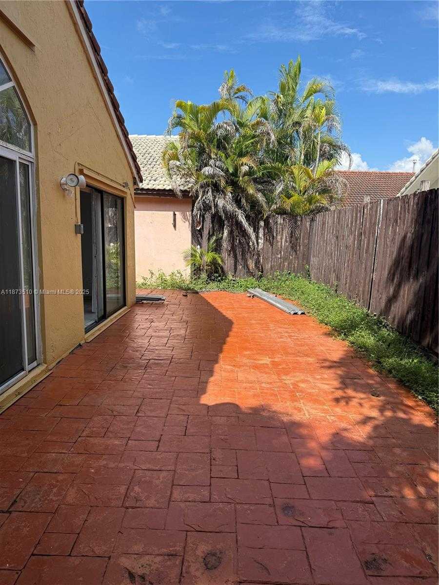 Small Image of 15921 SOUTH WEST 82ND ST, Miami Number 19