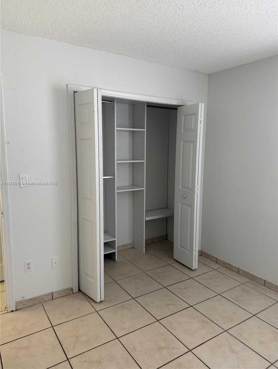 Small Image of 15921 SOUTH WEST 82ND ST, Miami Number 8