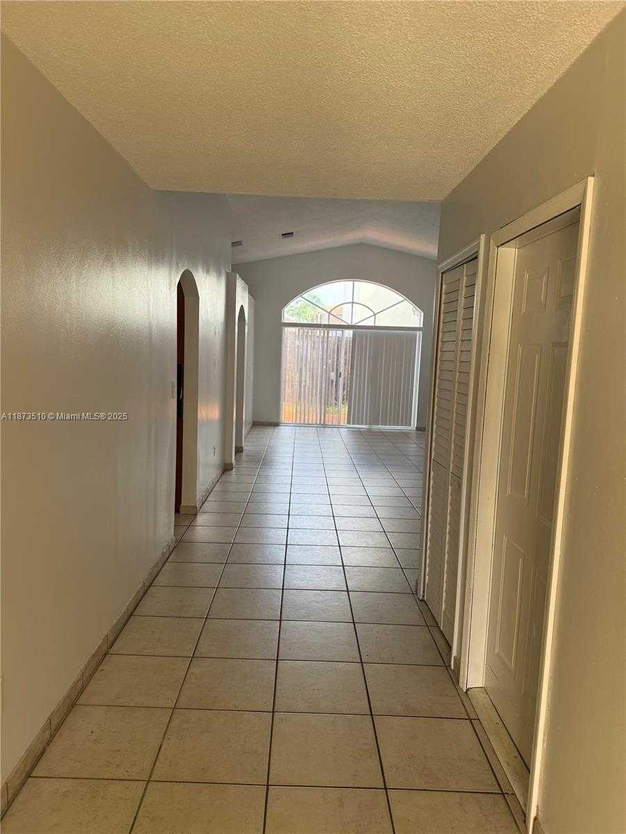 Small Image of 15921 SOUTH WEST 82ND ST, Miami Number 9