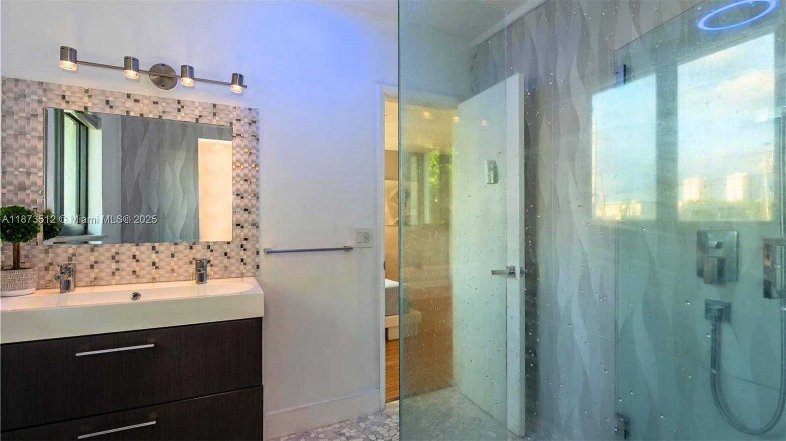 Small Image of 201 NORTH EAST 26TH AVE, Pompano Beach Number 7