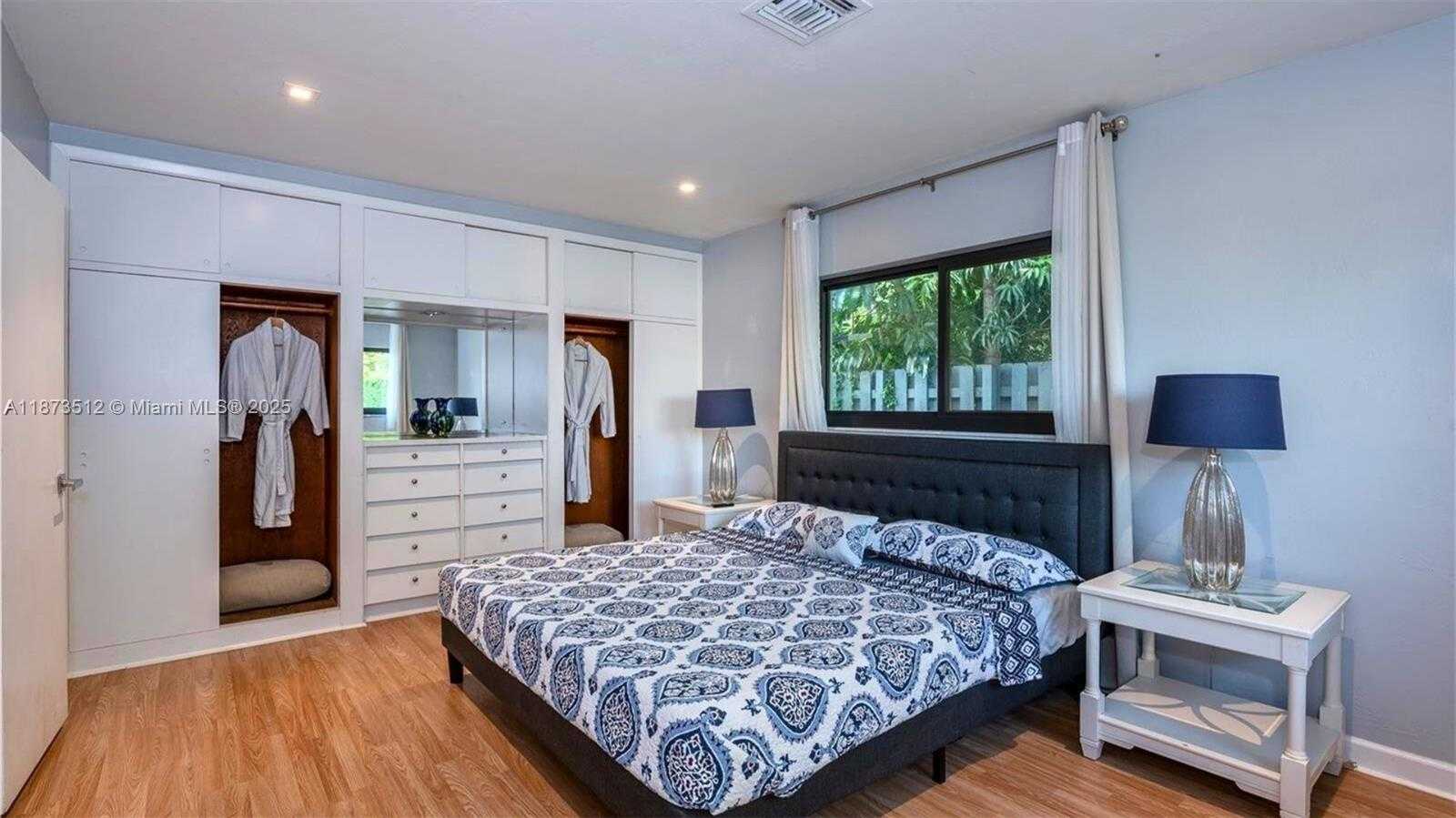 Small Image of 201 NORTH EAST 26TH AVE, Pompano Beach Number 8