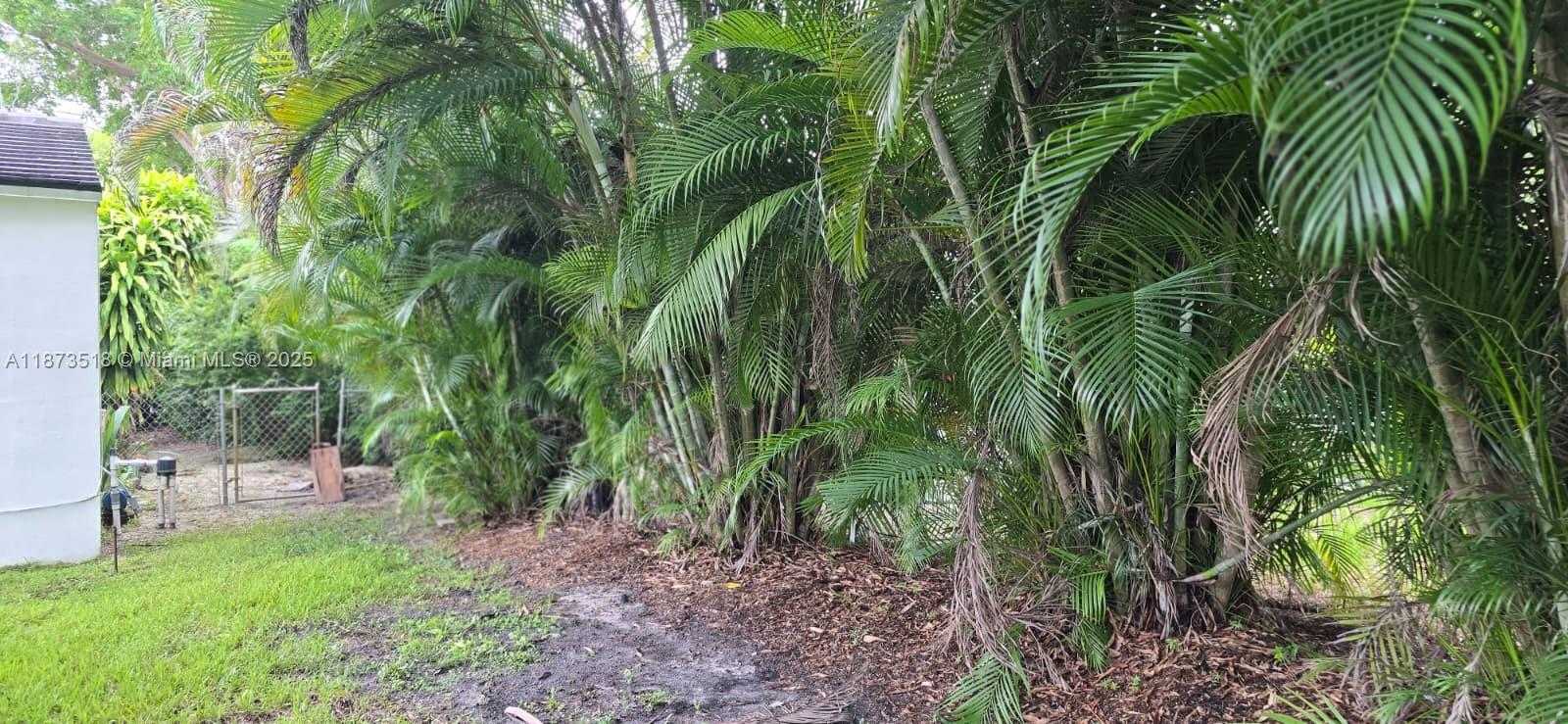 Small Image of 142 NORTH WEST 98TH ST, Miami Shores Number 11