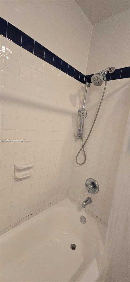 Small Image of 142 NORTH WEST 98TH ST, Miami Shores Number 26
