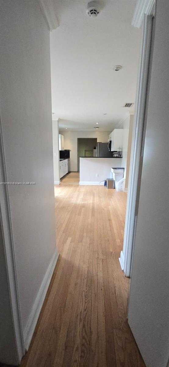 Small Image of 142 NORTH WEST 98TH ST, Miami Shores Number 38