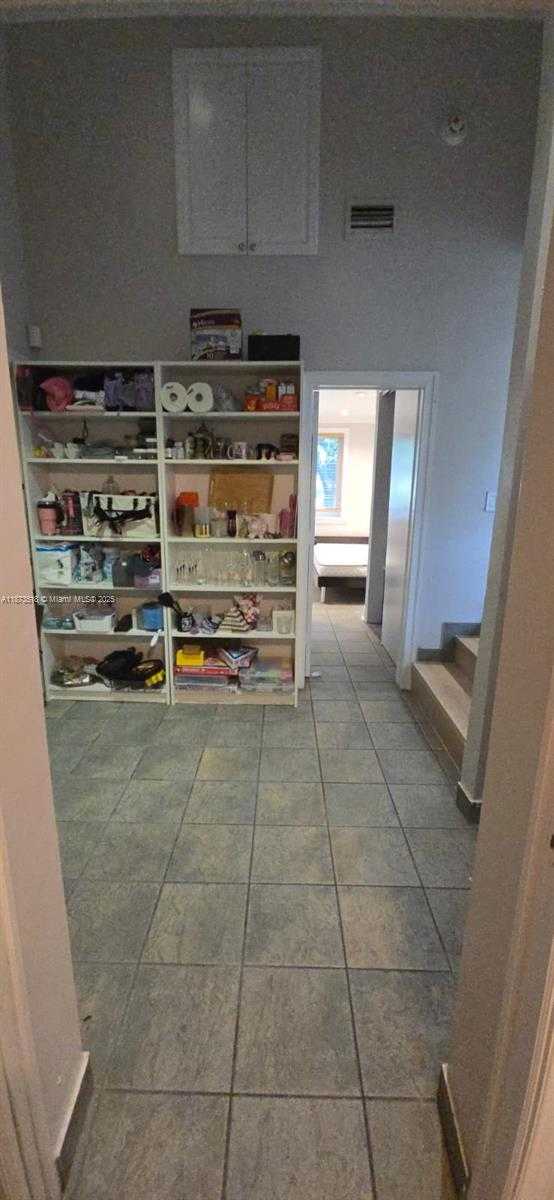 Small Image of 142 NORTH WEST 98TH ST, Miami Shores Number 45