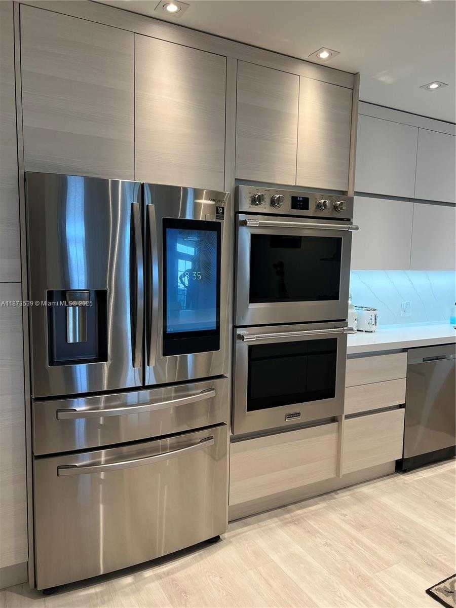 Small Image of 19380 NORTH EAST COLLINS AVE #526, Sunny Isles Beach Number 19