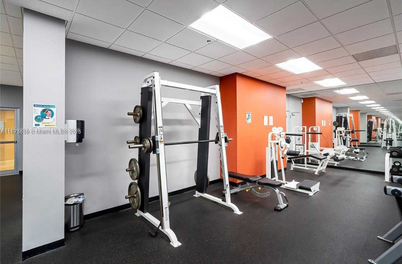 Small Image of 19380 NORTH EAST COLLINS AVE #526, Sunny Isles Beach Number 4