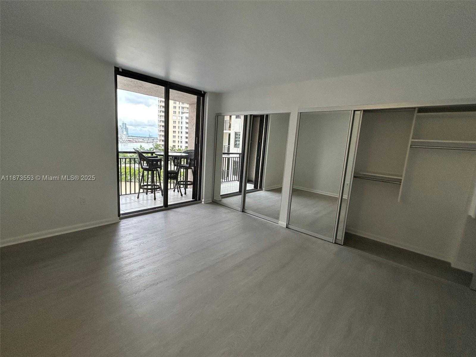 Small Image of 540 BRICKELL KEY DR #1002, Miami Number 13