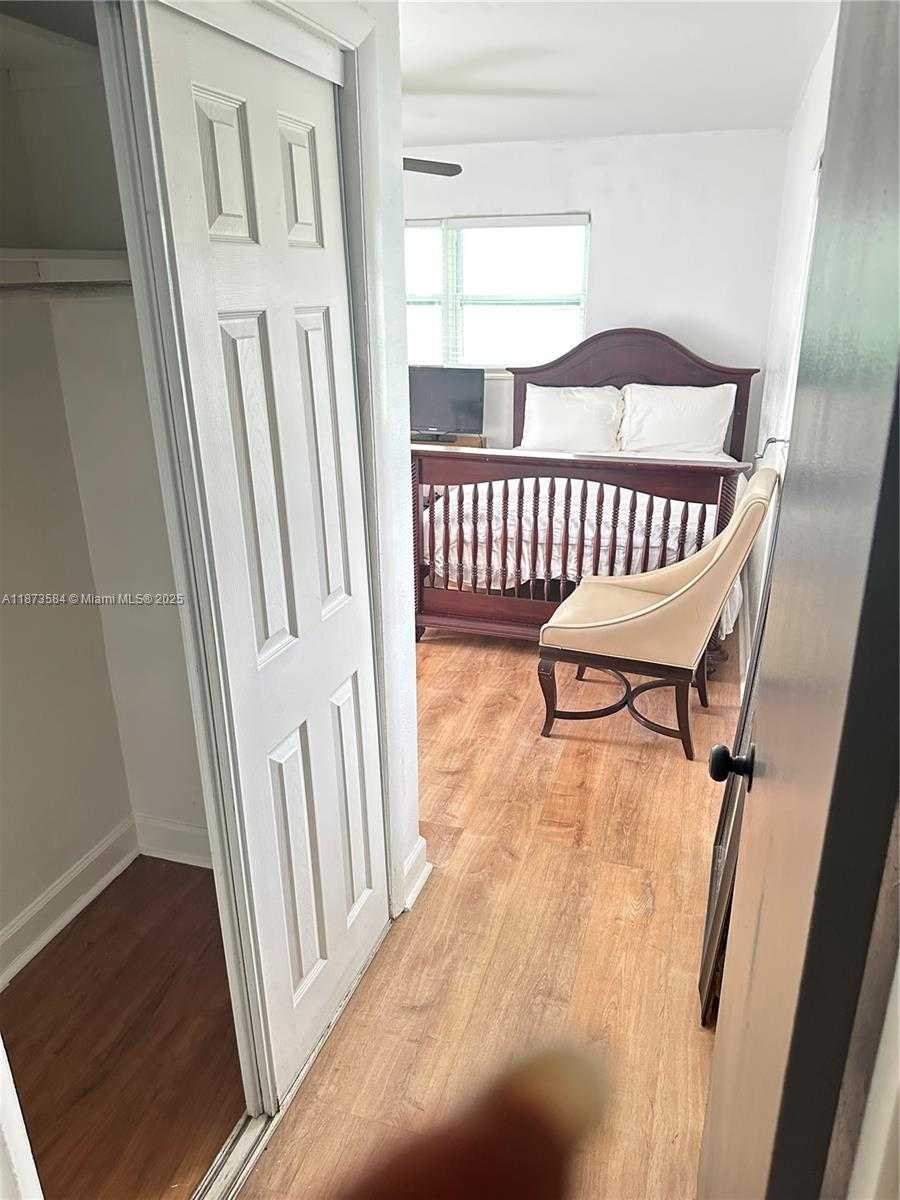Small Image of 6501 SCOTT ST #A, Hollywood Number 26