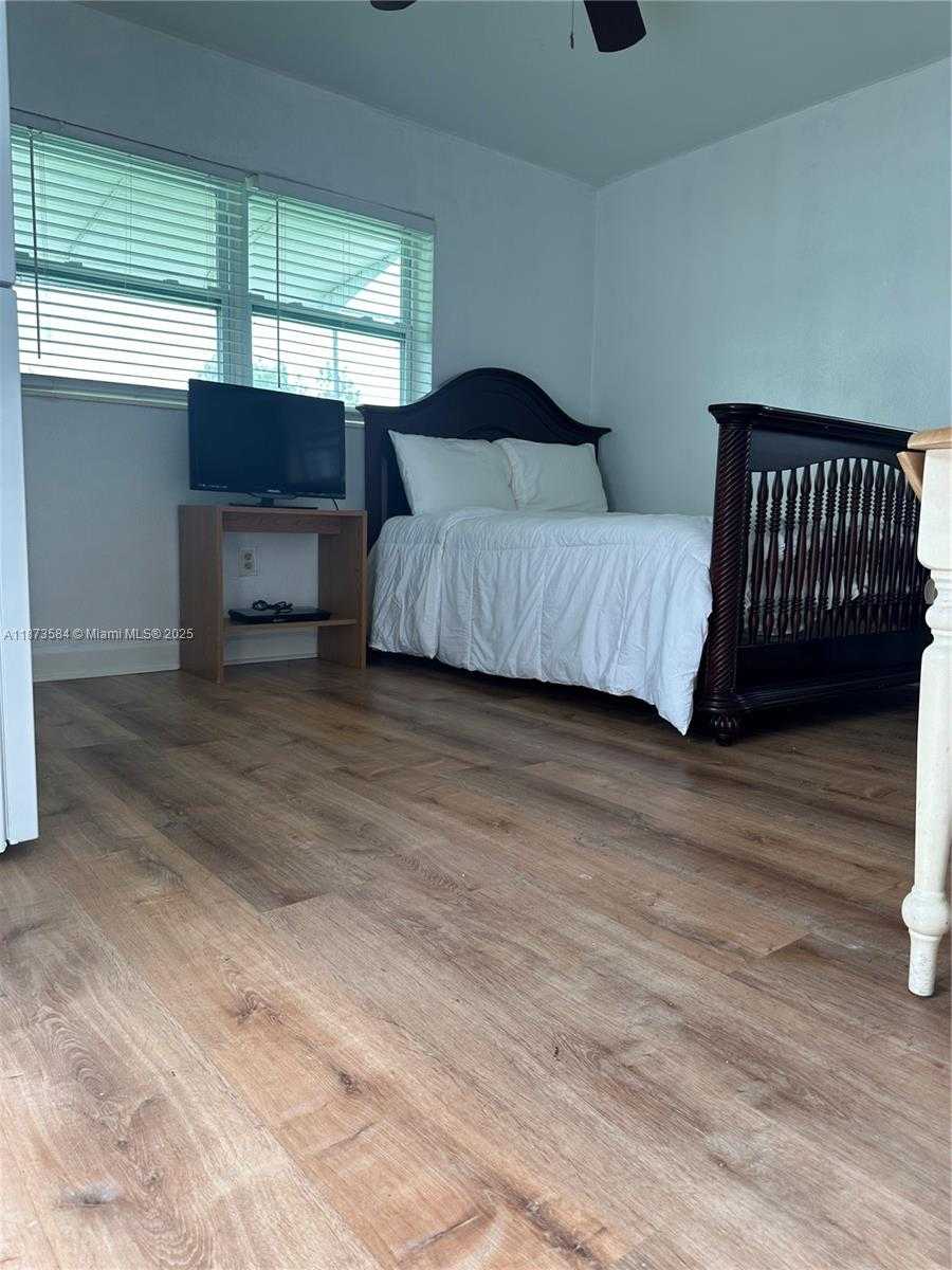 Small Image of 6501 SCOTT ST #A, Hollywood Number 30