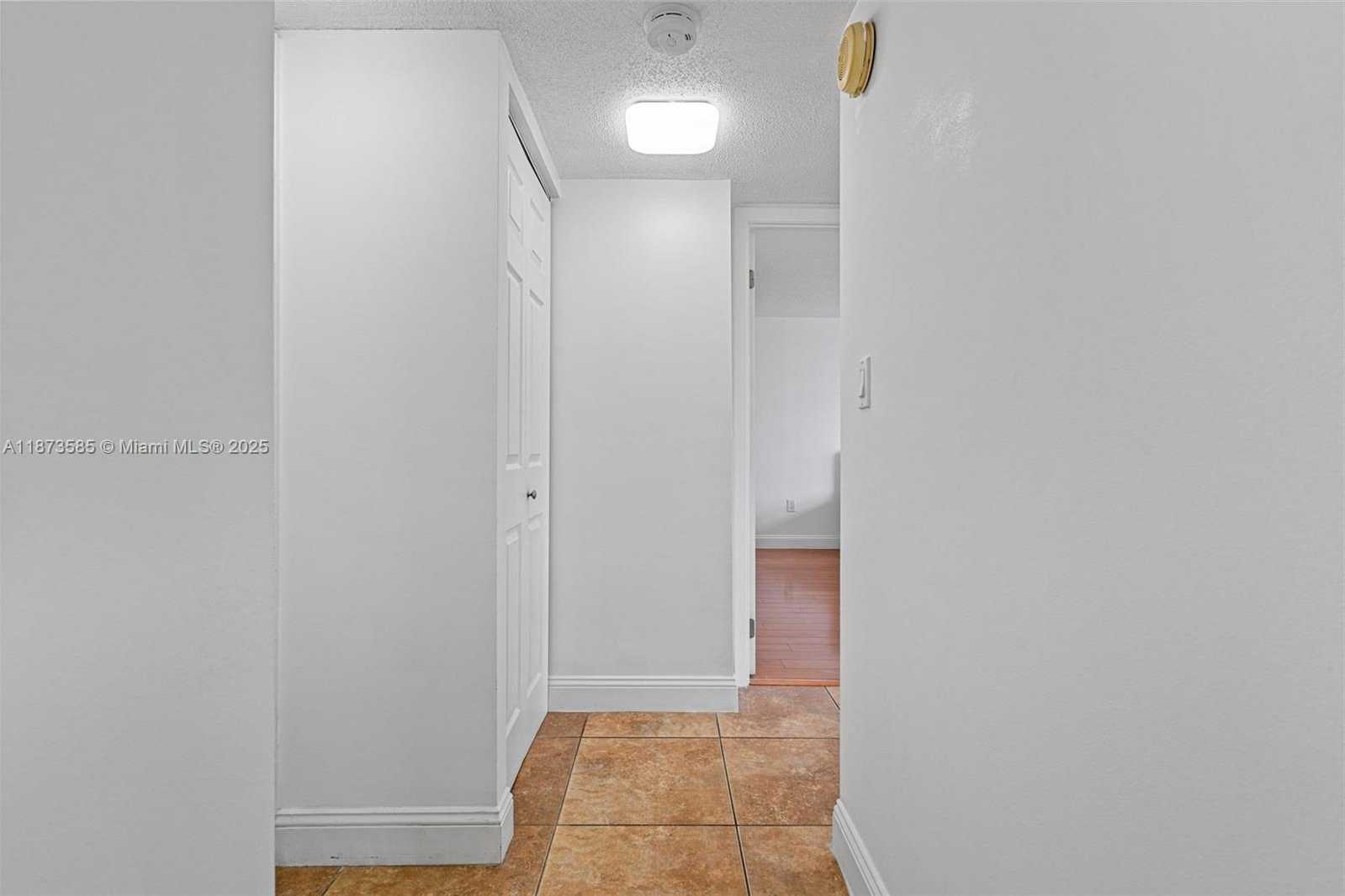 Small Image of 2750 NORTH EAST 183RD ST #1203, Aventura Number 17