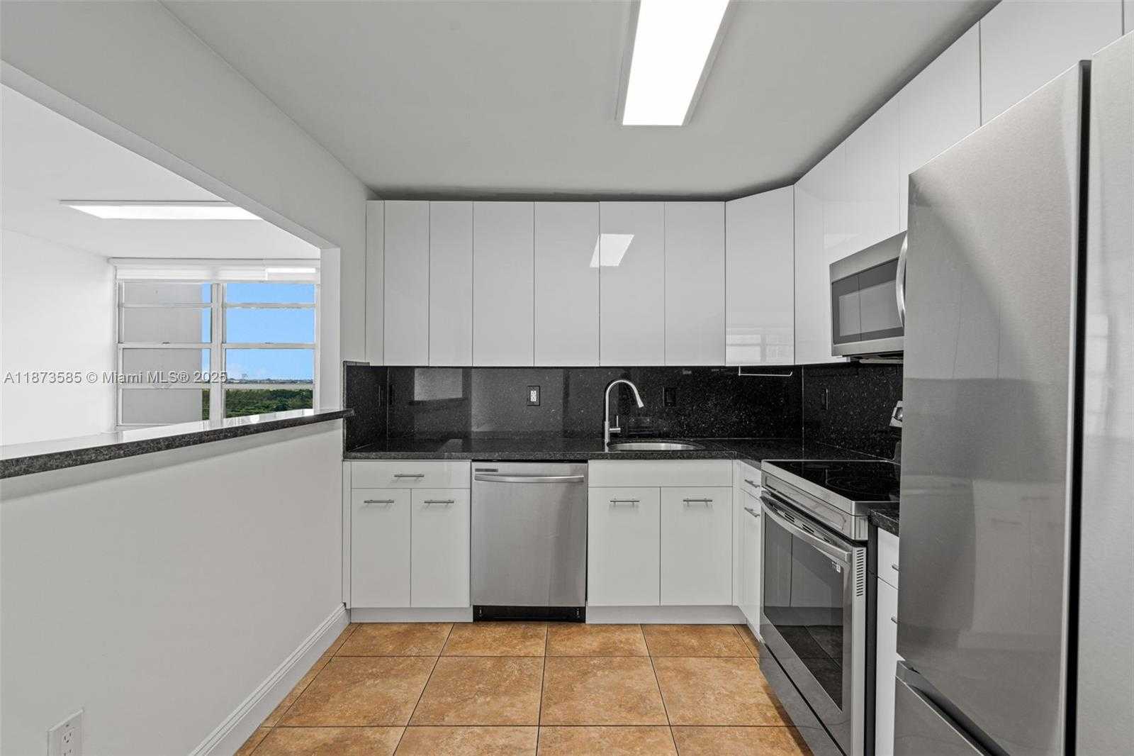 Small Image of 2750 NORTH EAST 183RD ST #1203, Aventura Number 3