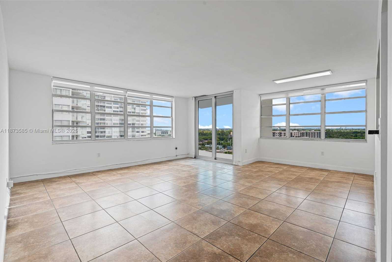 Small Image of 2750 NORTH EAST 183RD ST #1203, Aventura Number 9