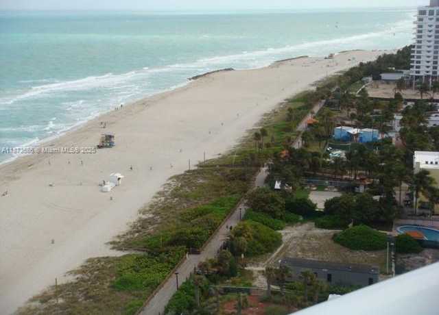 Small Image of 3801 COLLINS AVE #1806, Miami Beach Number 15