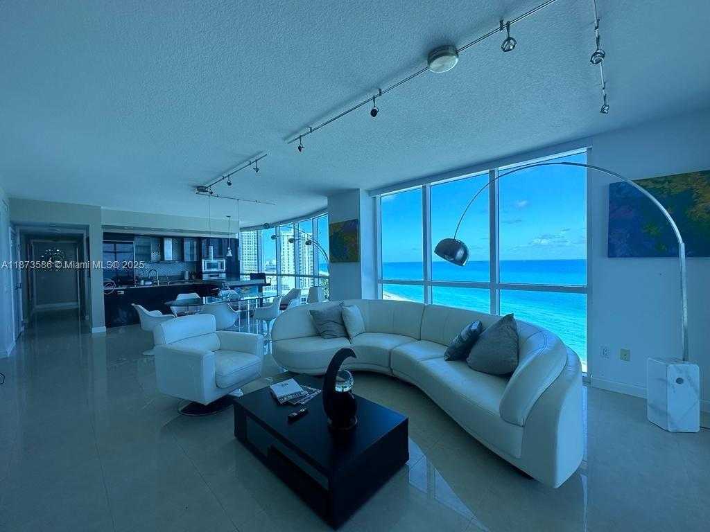Small Image of 3801 COLLINS AVE #1806, Miami Beach Number 18