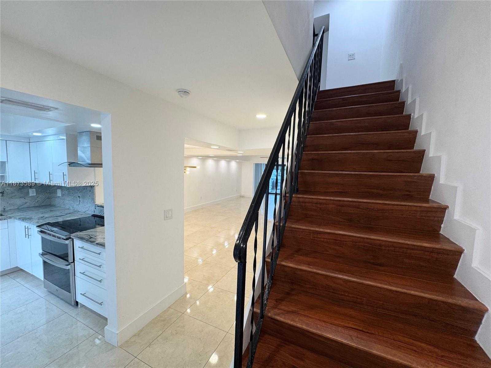 Small Image of 3768 NORTH EAST 167TH ST #46, North Miami Beach Number 17