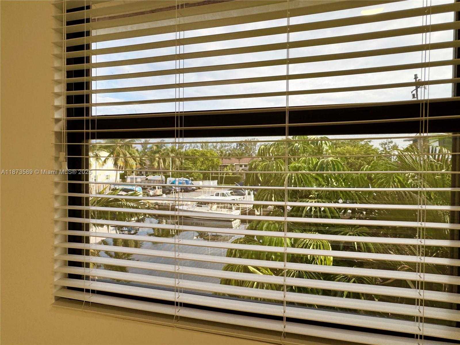 Small Image of 3768 NORTH EAST 167TH ST #46, North Miami Beach Number 30