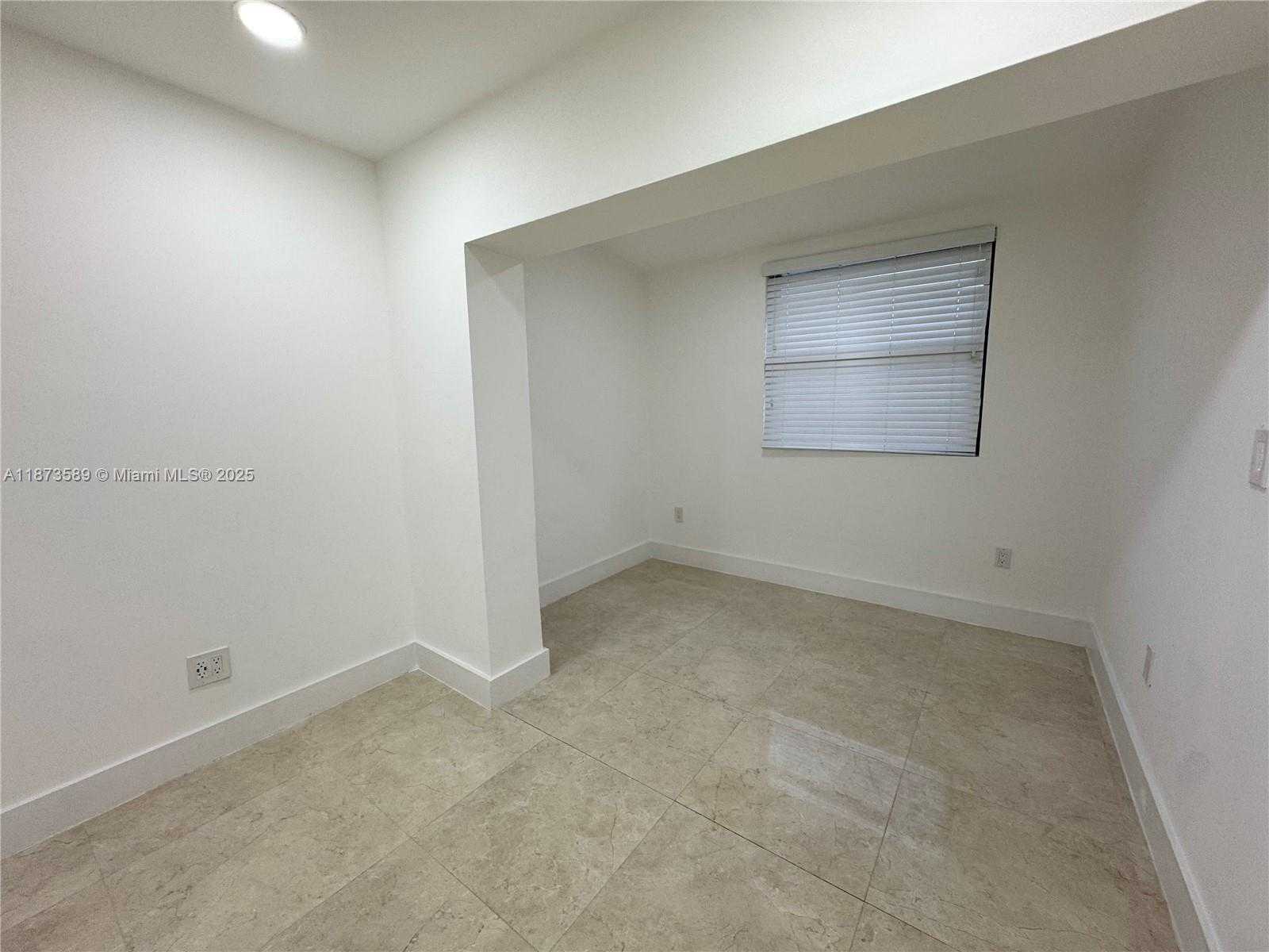 Small Image of 3768 NORTH EAST 167TH ST #46, North Miami Beach Number 38